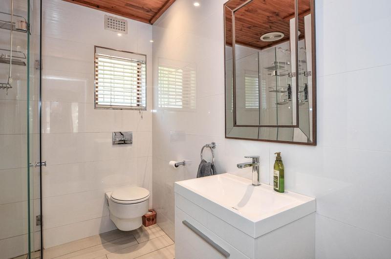 6 Bedroom Property for Sale in Welgemoed Western Cape